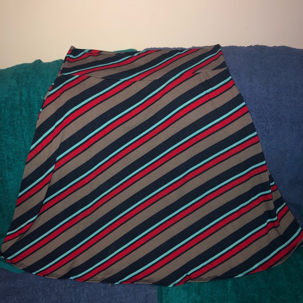 Lularoe 3XL azure skirt, grey, blues and red